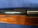 Weatherby Mark V 300 WBY-MAG Left handed 26 inch barrel - 9 of 12