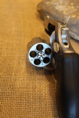 Taurus Model 605 in .357 MAG with holster - 4 of 7