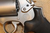 Smith & Wesson 686-6 in .357 Magnum - 7 of 11