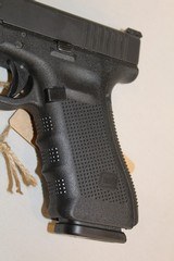Glock 17 Gen 4 pistol in 9x19 - 3 of 11