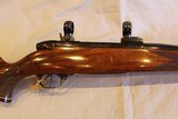 Left handed Weatherby Mark V in .300 WBY Mag - 3 of 20