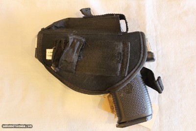 Smith & Wesson SW9VE in 9mm - Image 14 of 14