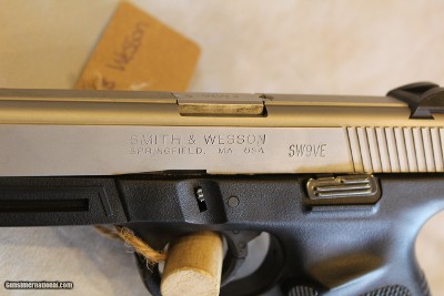 Smith & Wesson SW9VE in 9mm - Image 7 of 14