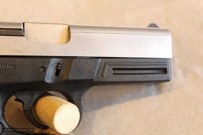 Smith & Wesson SW9VE in 9mm - Image 3 of 14
