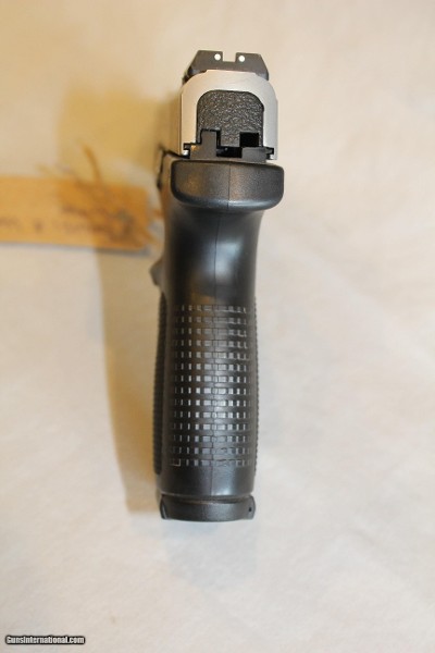 Smith & Wesson SW9VE in 9mm - Image 4 of 14
