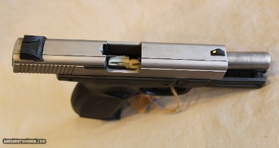 Smith & Wesson SW9VE in 9mm - Image 12 of 14