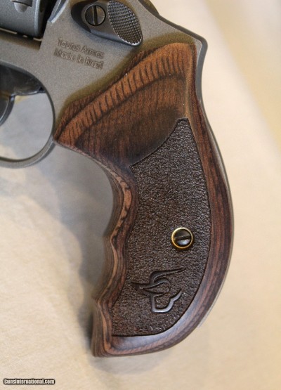 Taurus 856 Defender 38 Special - Image 5 of 16