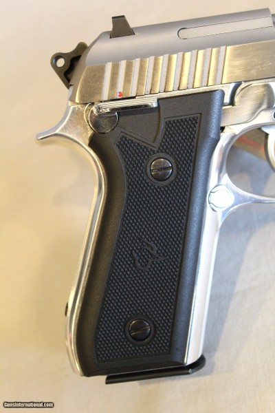 Taurus 92 in 9mm Luger - Image 5 of 18