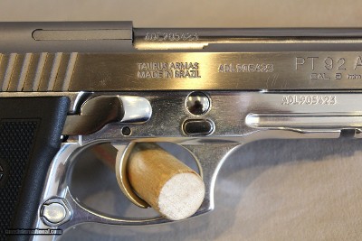 Taurus 92 in 9mm Luger - Image 6 of 18