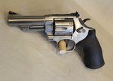 Smith & Wesson 629-6 in .44 Magnum - 7 of 21
