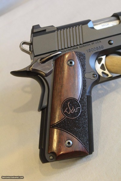 Dan Wesson Vigil in 9mm - Image 8 of 13