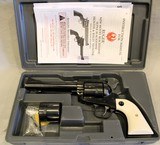 Ruger New Model Blackhawk in .45 Auto/.45 Colt - 5 1/2