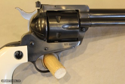 Ruger New Model Blackhawk in .45 Auto/.45 Colt - 5 1/2