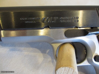Colt Custom M1991A1 in .45ACP 5