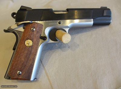 Colt Custom M1991A1 in .45ACP 5
