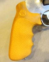 Smith & Wesson 460ES Emergency Survival 460 Mag Revolver - Collectible with Case - 6 of 16