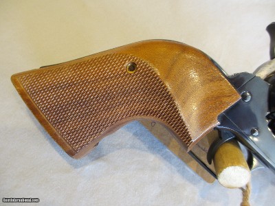 Ruger New Model Blackhawk in .44 Magnum 7.5