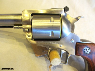 Ruger New Model Super Blackhawk in 44 Magnum - Image 7 of 16
