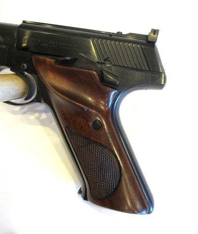 Colt Woodsman in .22 LR, 6