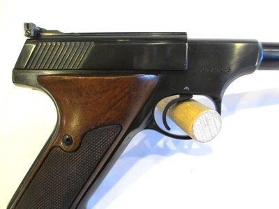 Colt Woodsman in .22 LR, 6