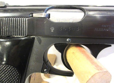 Walther PP .22 LR, manufactured in 1972 with original case with 3 magazines - Image 4 of 11