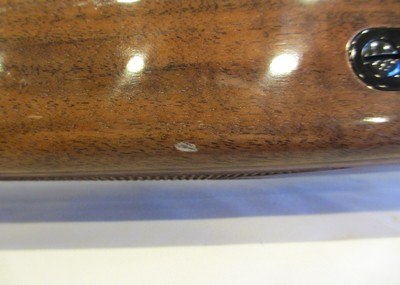 Like new Weatherby Mark V Deluxe 7mm Weatherby Mag 3+1 26