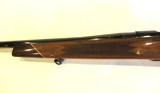 Like new Weatherby Mark V Deluxe 7mm Weatherby Mag 3+1 26