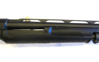 Benelli Nova pump-action shotgun in 12 gauge - Image 4 of 17