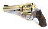 Ruger SP101 in 327 Federal 4.25 - Image 5 of 11
