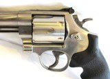 Smith & Wesson 629-4 in 44 Magnum 5