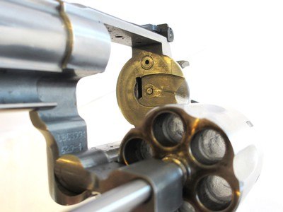 Smith & Wesson 629-4 in 44 Magnum 5