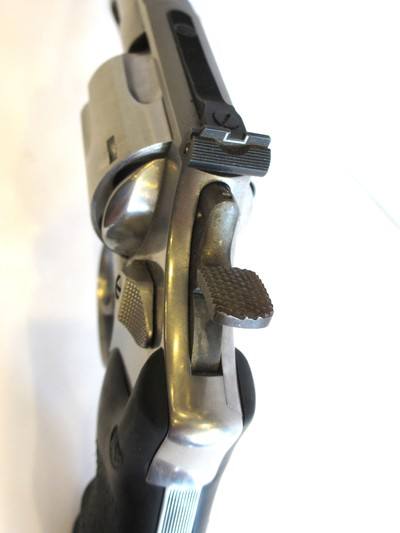 Smith & Wesson 629-4 in 44 Magnum 5