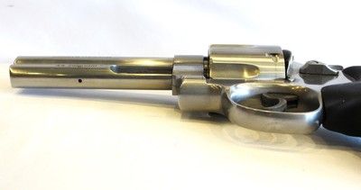 Smith & Wesson 629-4 in 44 Magnum 5