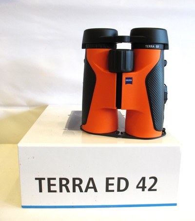 Like new Zeiss Terra Ed 10x42 Black/Blaze Orange Binoculars - Image 1 of 6