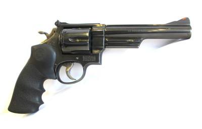 Smith & Wesson 29-3 in 44 Magnum 6 7/8