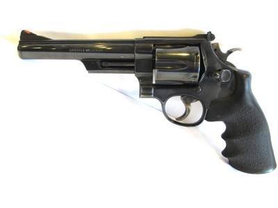Smith & Wesson 29-3 in 44 Magnum 6 7/8