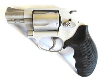 Smith & Wesson 637-2 in 38 Special - Image 5 of 14