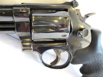 Smith & Wesson Model 57 in 41 Magnum - Image 7 of 11
