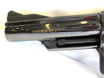 Smith & Wesson Model 19-3 in 357 Magnum - Image 8 of 15