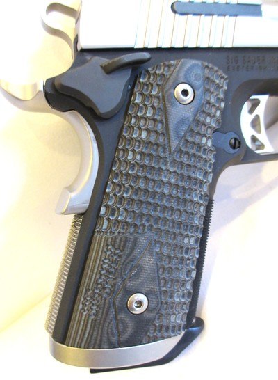 Sig Sauer 1911 Ultra 45 ACP Compact Centerfire Pistol with G-10 Grips - Image 4 of 12