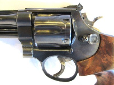 Smith & Wesson Model 28-2 Highway Patrolman .357 Magnum – 4