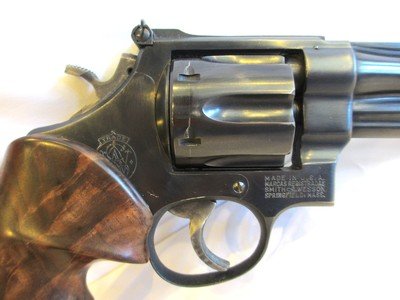Smith & Wesson Model 28-2 Highway Patrolman .357 Magnum – 4