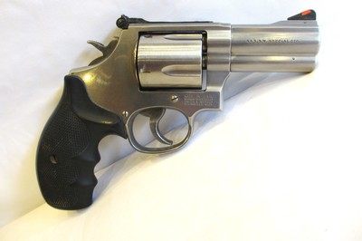 Smith & Wesson Model 696-1 .44 Special, 3
