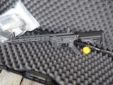 Knights Armament SR-15 E3 MOD 2 CQB MLOK New in Box! - 1 of 9