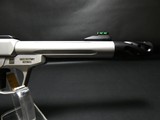 Smith & Wesson SW22 Victory - 4 of 10