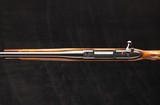 Weatherby Mark V Deluxe 7mm Whby Mag - 4 of 8