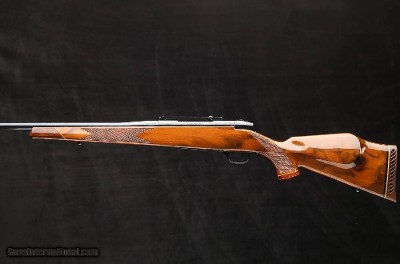 Weatherby MKV Deluxe .300 Whby Mag