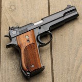 Smith & Wesson 52-1 .38spl - 2 of 2