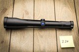 Zeiss 3 12x56mm Conquest
3782211