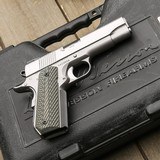 Dan Wesson V-Bob Commander .45 ACP Pistol - 2 of 2